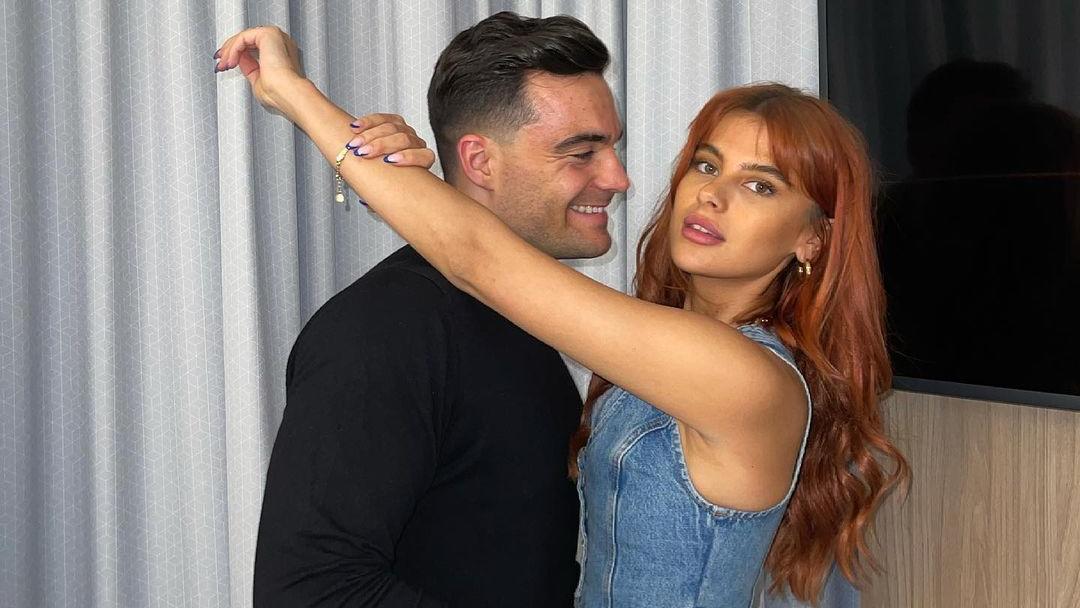 Verlobung mit GNTM-Star Romina Palm! Hier hat Stefano Zarrella den Antrag gemacht Stefano Zarrella und Romina Palm sind seit über einem Jahr ein Paar.