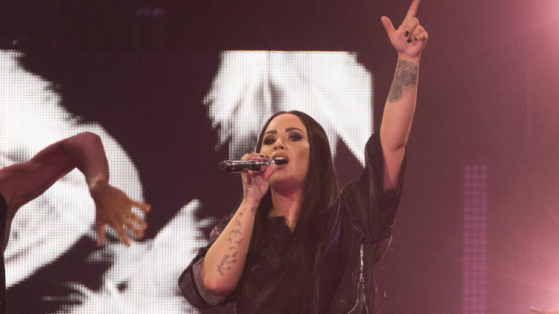 Demi Lovato: Veränderte Pronomen sind auch für den Star selbst verwirrend Demi Lovato: Veränderte Pronomen sind auch für den Star selbst verwirrend