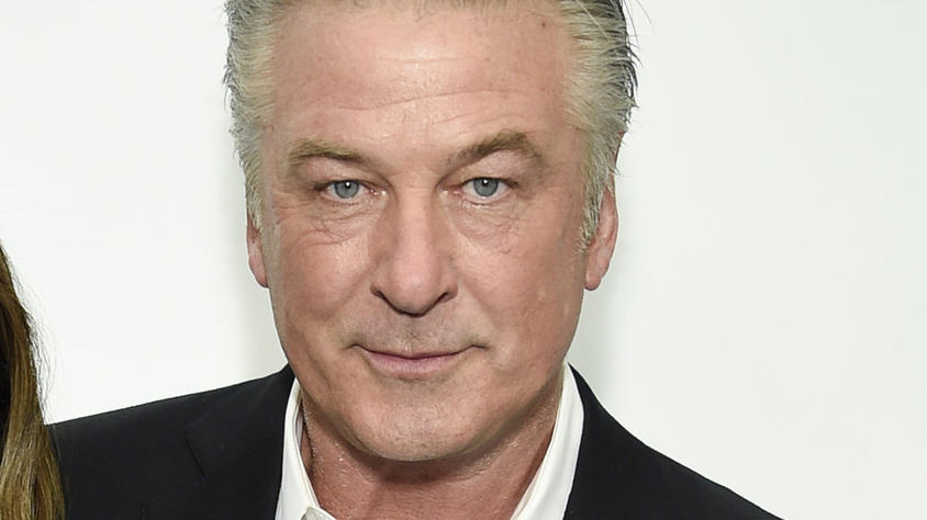 Süße Showeinlage: Alec Baldwin & Töchterchen Carmen performen Whitney-Welthit Actor Alec Baldwin, right, and wife Hilaria Baldwin attend the world premiere of "The Boss Baby: Family Business" at the SVA Theatre on Tuesday, June 22, 2021, in New York. (Photo by Evan Agostini/Invision/AP)