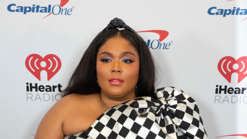 Lizzo: Neue Musik mit Star-Producer Mark Ronson Lizzo: Neue Musik mit Star-Producer Mark Ronson