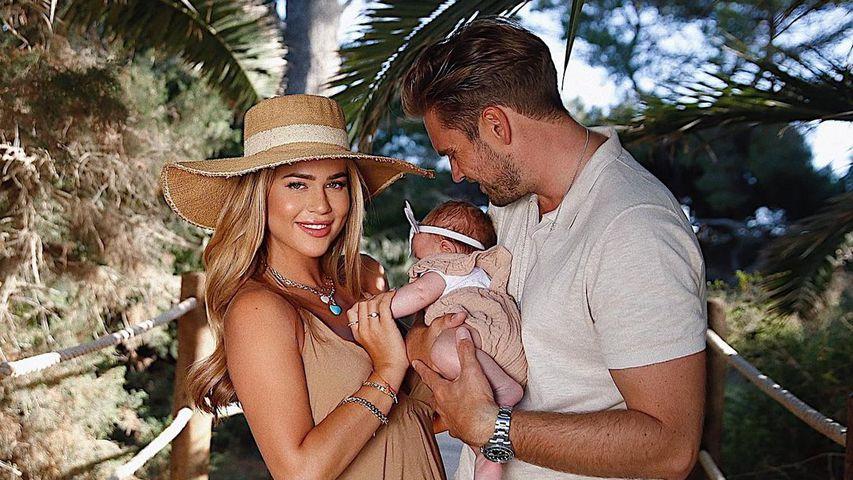 Jessica Paszka und Johannes Haller fliegen erstmals mit Tochter Hailey-Su Fliegen nach Deutschland: Jessica Paszka und Johannes Haller mit Baby Hailey