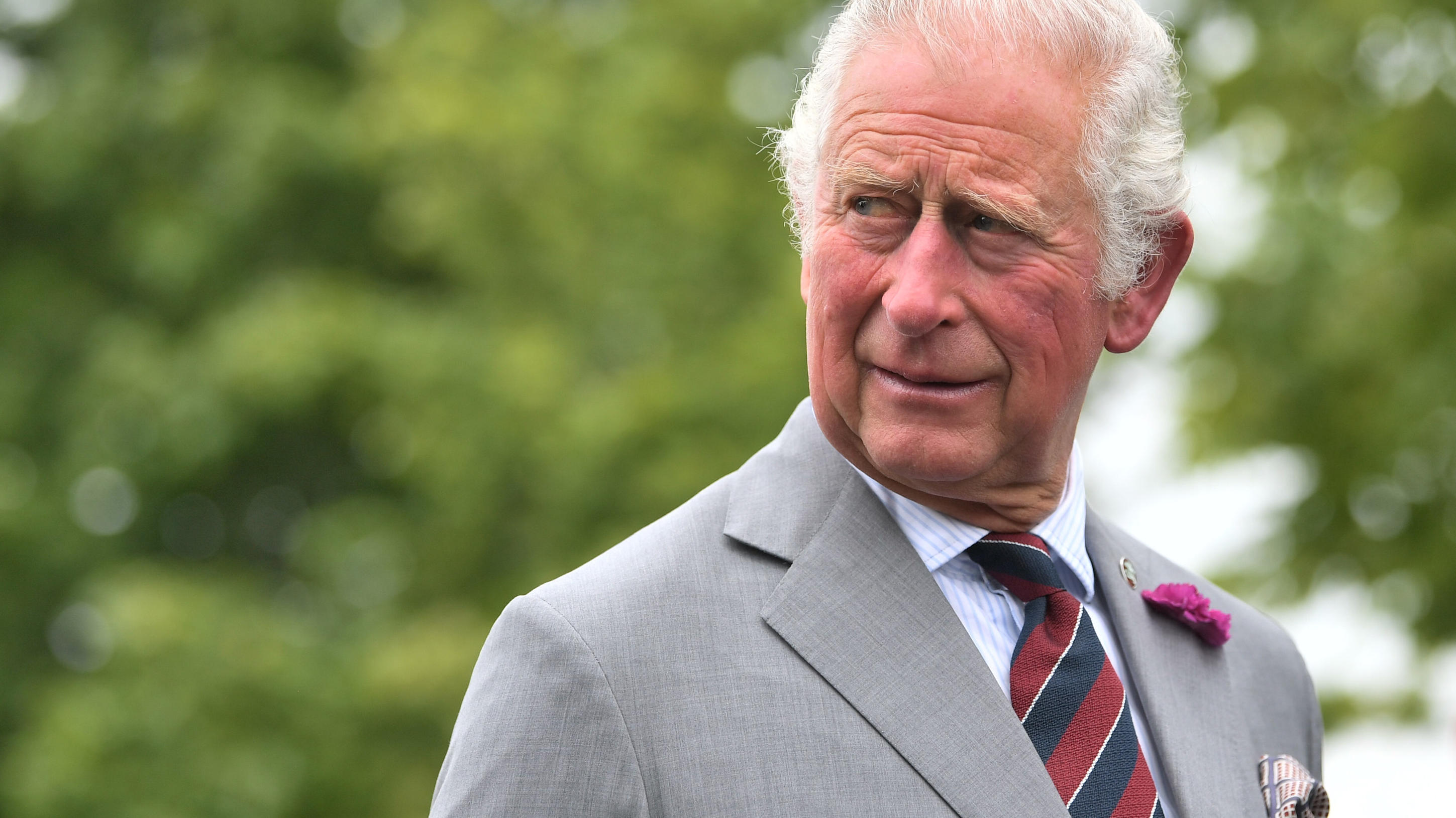 Prinz Charles nimmt offiziell Stellung: Nach Bestechungsvorwürfen gegen seinen engen Mitarbeiter Prinz Charles nimmt offiziell Stellung: Nach Bestechungsvorwürfen gegen seinen engen Mitarbeiter