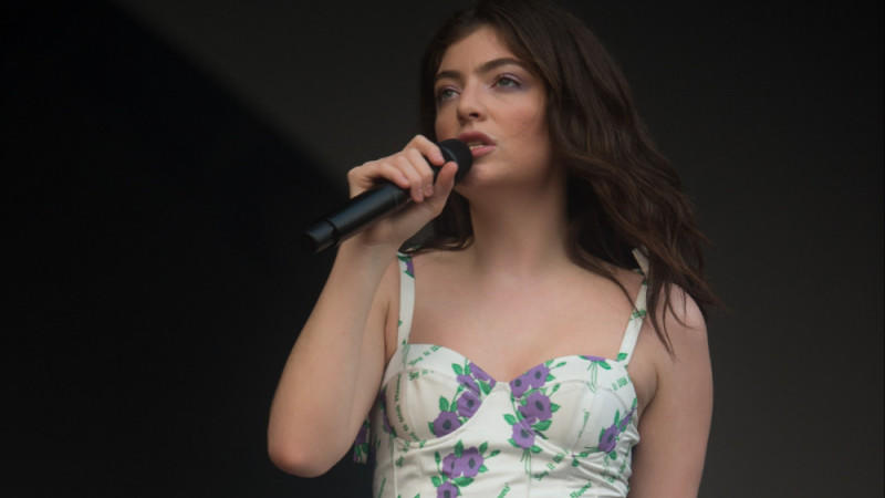 Lorde: Nicht für das Leben eines Popstars geschaffen Lorde: Nicht für das Leben eines Popstars geschaffen