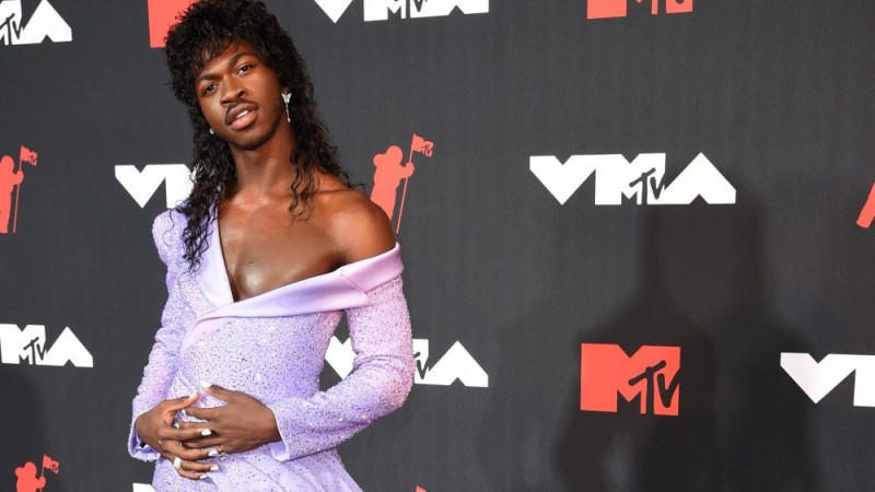 Lil Nas X: Sein Outfit bei den MTV Video Music Awards war ein echter Hingucker! Lil Nas X: Sein Outfit bei den MTV Video Music Awards war ein echter Hingucker!