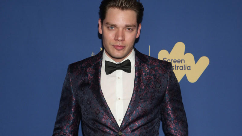 Dominic Sherwood: Hauptrollee im ‘Eraser’-Remake Dominic Sherwood: Hauptrollee im ‘Eraser’-Remake