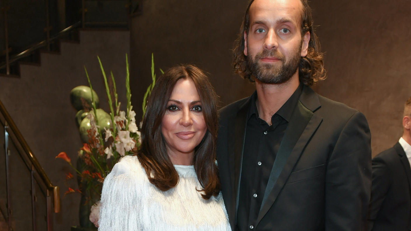Nach Trennung von Simone Thomalla: Silvio Heinevetter trinkt Bier mit Tochter Sophia ARCHIV - 27.07.2019, Sachsen, Leipzig: Simone Thomalla und ihr Freund Silvio Heinevetter kommen zur Spendengala der GRK-Golf-Charity Masters in das Hotel The Westin Leipzig. Das Paar hat sich nach zwölf Jahren Beziehung getrennt. In einem Statement