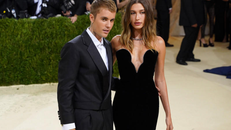 Justin Bieber: Seiner mentalen Gesundheit zuliebe hat er "seine Grenzen neu bewertet" Justin Bieber: Seiner mentalen Gesundheit zuliebe hat er "seine Grenzen neu bewertet"