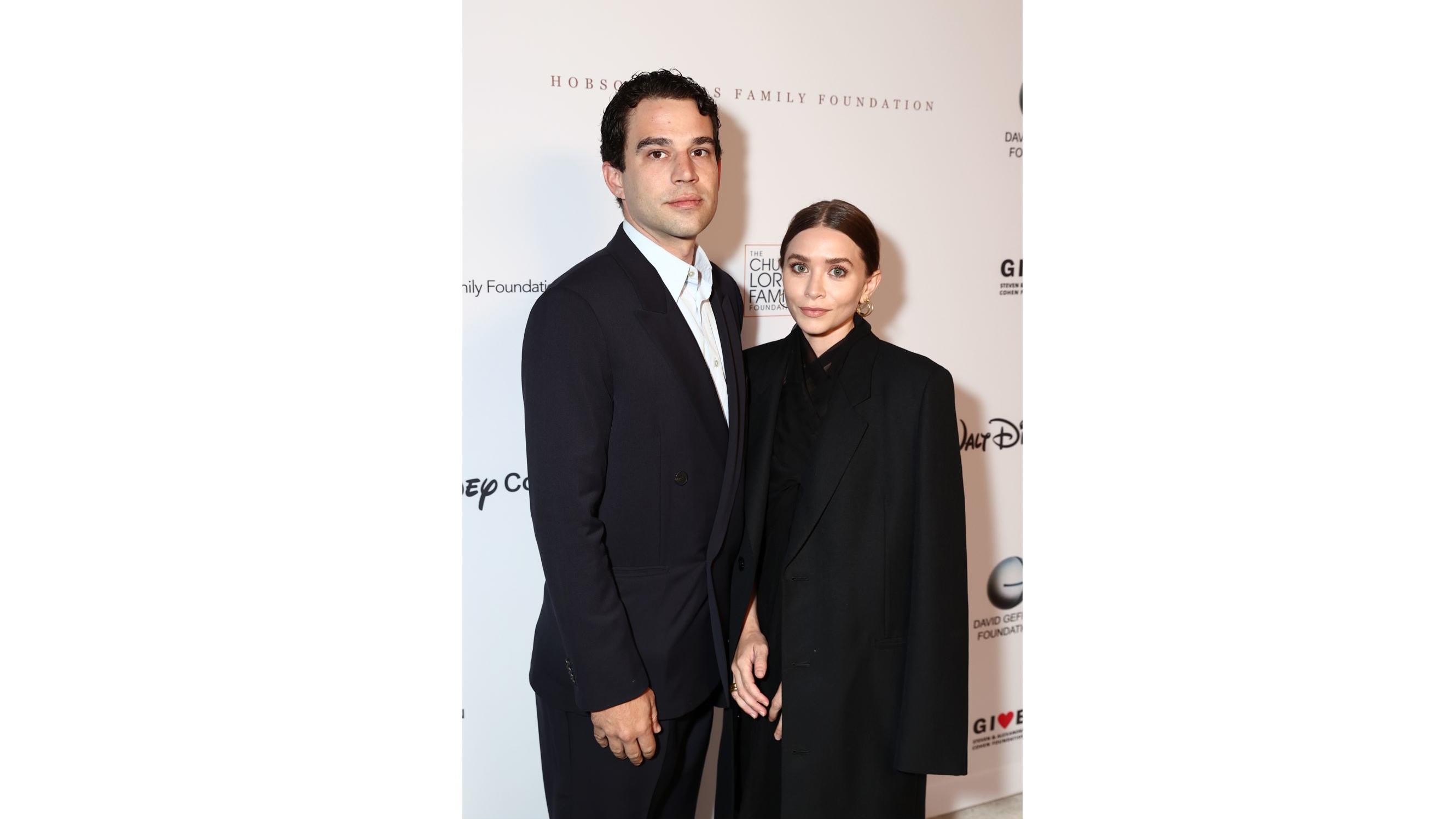 Ashley Olsen zeigt Freund Louis Eisner erstmals auf dem Roten Teppich Louis Eisner und Ashley Olsen