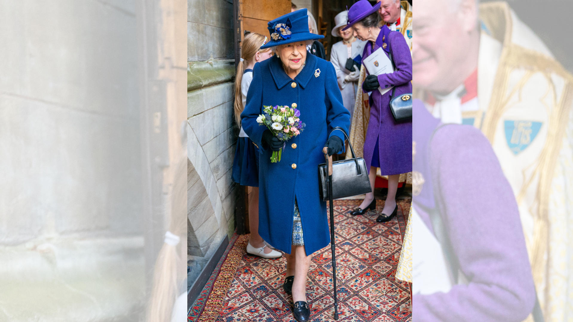 Queen Elizabeth II. erscheint mit Gehstock zum Gottesdienst Queen Elizabeth II. erschien mit Gehstock in der Öffentlichkeit. Das tut sie normaler Weise nicht.