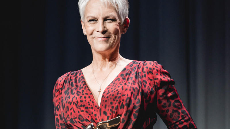 Jamie Lee Curtis vergleicht 'Halloween Kills' mit einer "Oper" Jamie Lee Curtis vergleicht 'Halloween Kills' mit einer "Oper"