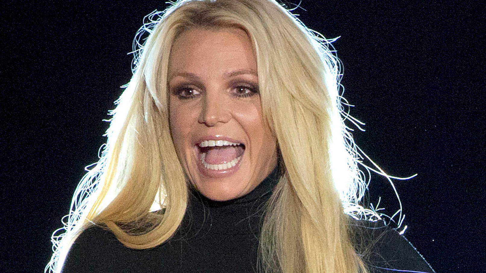 Britney Spears' erster Geburtstag in Freiheit seit 13 Jahren ARCHIV - 18.10.2018, USA, Las Vegas: Britney Spears steht auf der Bühne vom Park MGM Hotel-Casino. Der Vater von Britney Spears ist von einer Richterin in Los Angeles als Vormund der Sängerin abgesetzt worden. (zu dpa: «Gericht: Britney Spears' Vater