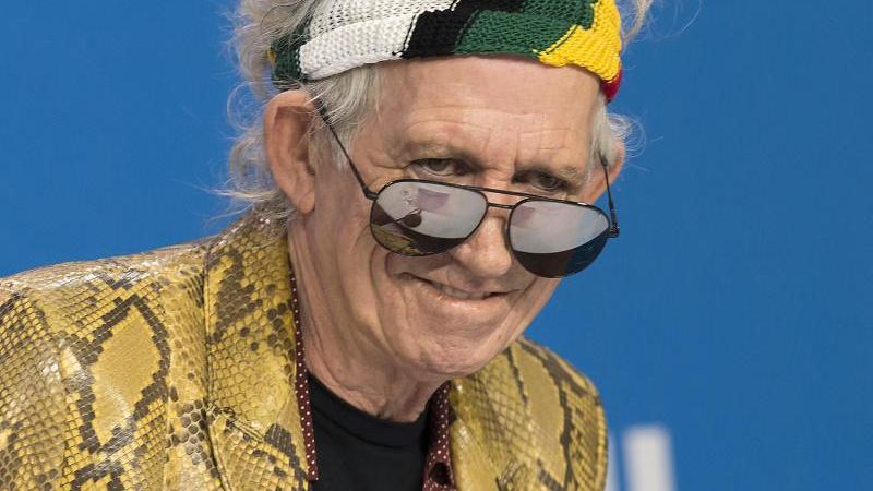 Kylie Jenner & Co.: Diese Promis haben ihren Kindern verrückte Babynamen gegeben Keith Richards nannte seine Tochter "Löwenzahn".