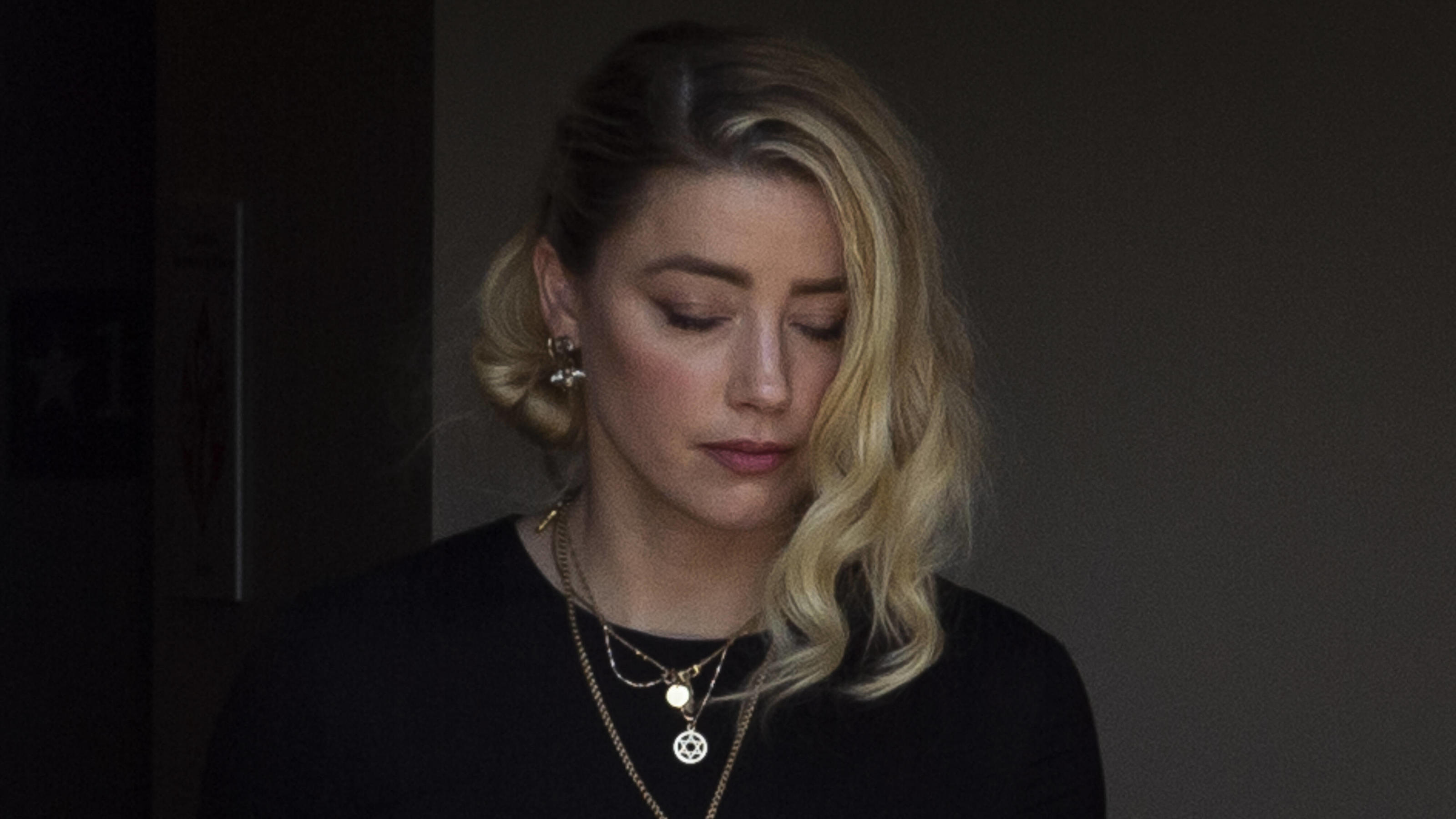 Johnny Depps Comeback? So stehen seine Chancen auf die Hollywood-Rückkehr Hat aktuell nix zu lachen: Amber Heard,