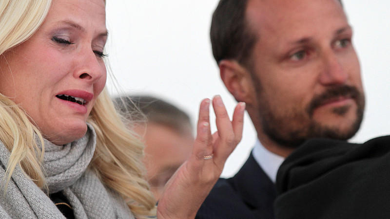 Mette-Marit soll an schweren Depressionen leiden Bei einem Geburtstagskonzert brach die Prinzessin in Tränen aus