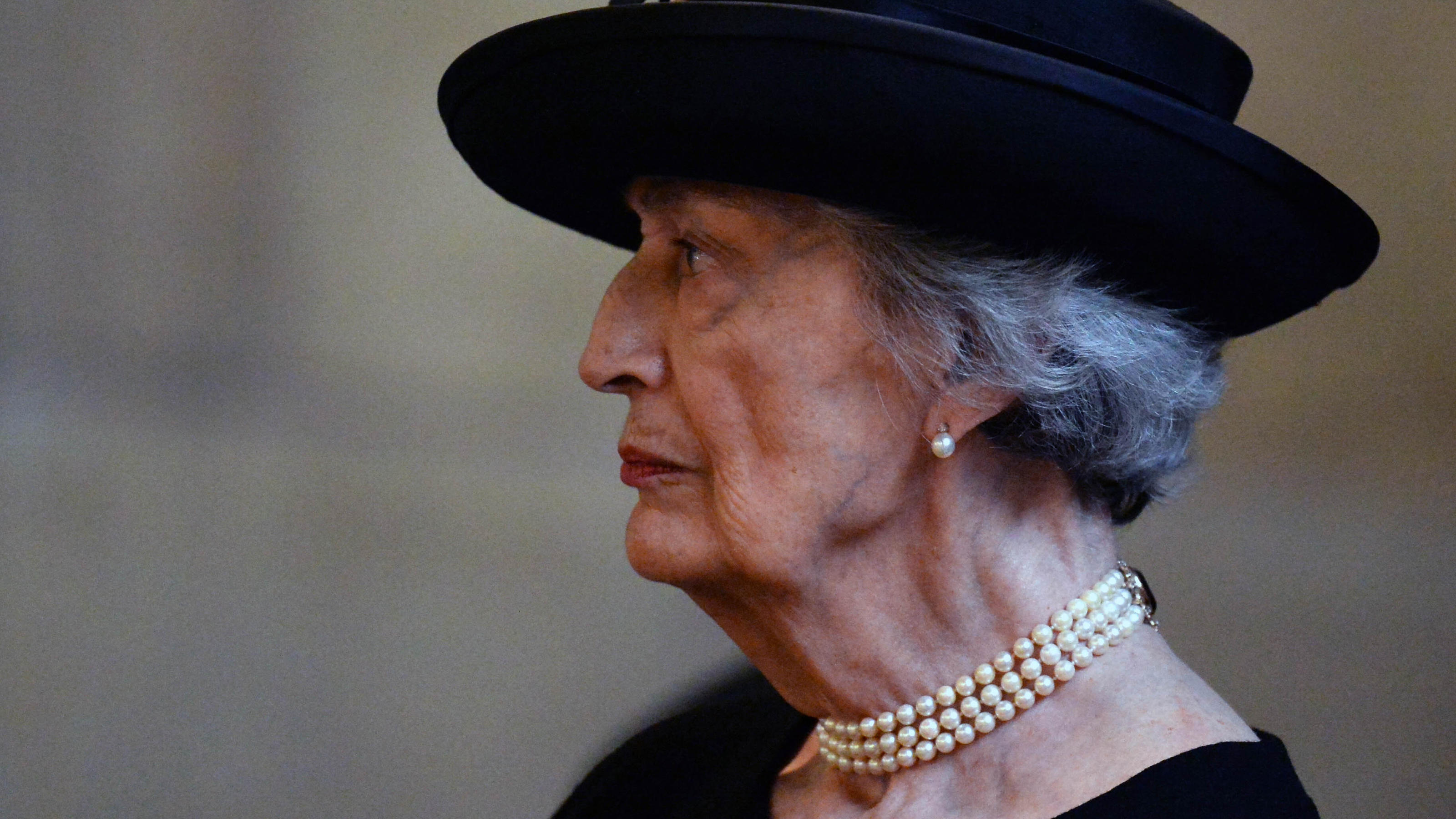 Palast-Beben: Rassismus-Skandal auf Königin Camillas Event Hofdame Lady Susan Hussey trauert um Queen Elizabeth (†96).