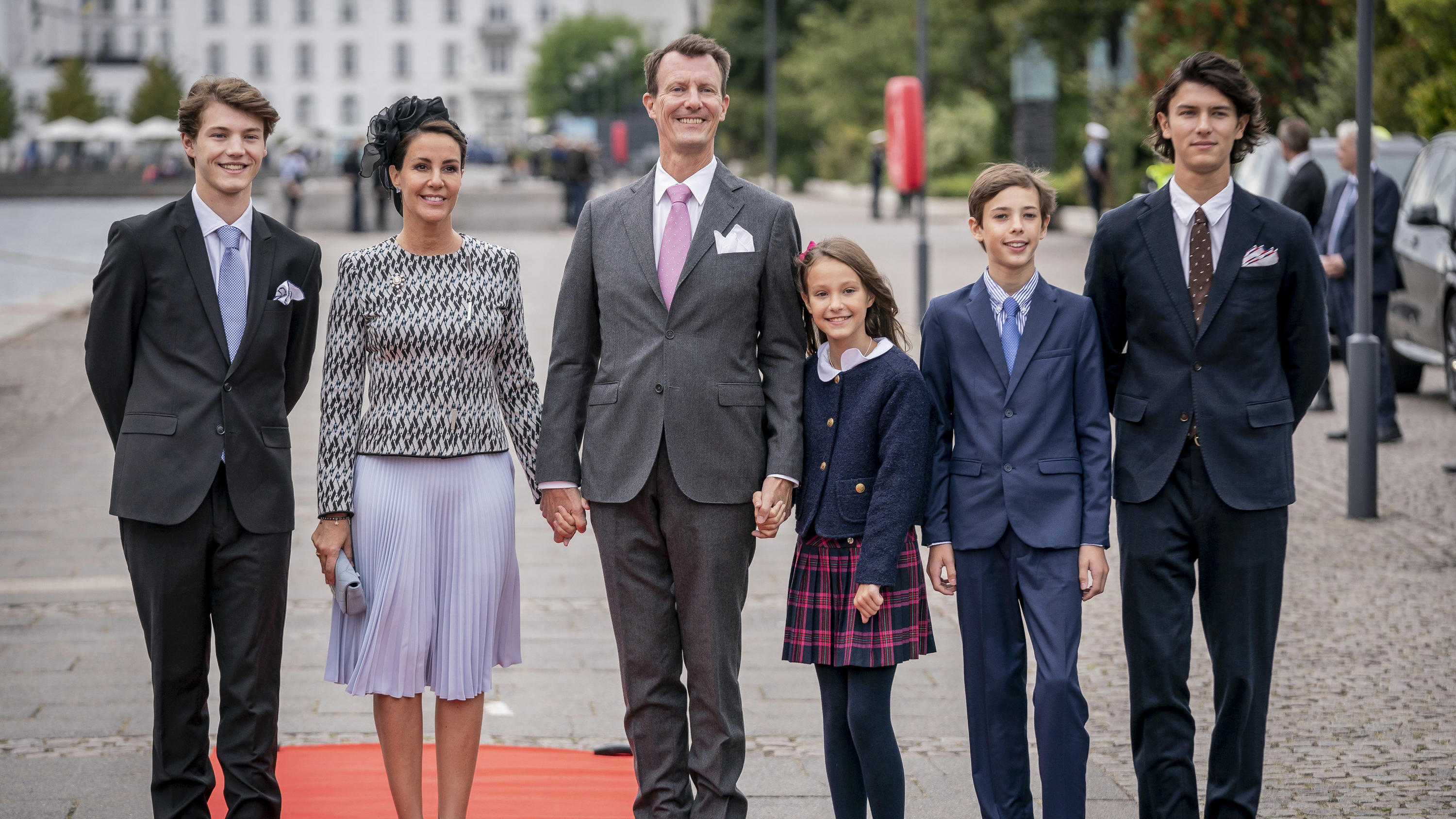 Prinz Joachim von Dänemark: Kinder bereiten sich auf neues Leben vor Nach Titelverlust: Prinz Joachims Kinder bereiten sich auf den großen Umzug vor.