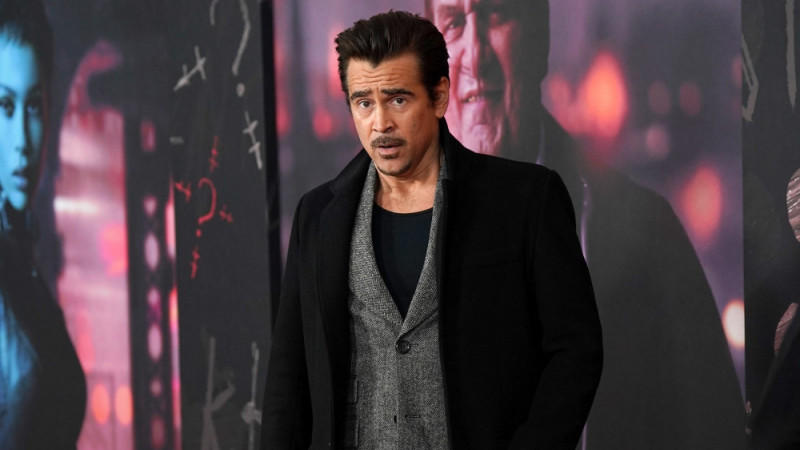 Colin Farrell: Rat von Pierce Brosnan Colin Farrell: Rat von Pierce Brosnan