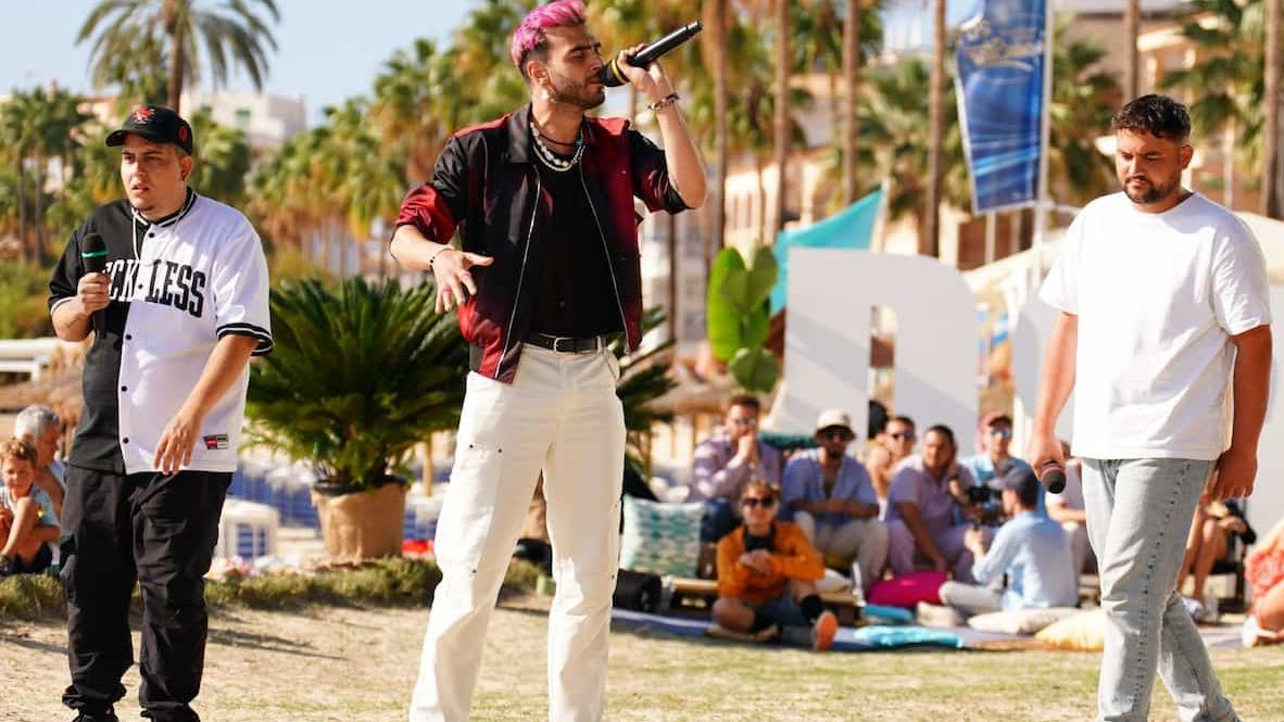DSDS-Jury bitter enttäuscht! Kandidat Melino ist schon vor der Entscheidung raus Bei der Performance von Big N, Fathi und Melino ist der Wurm drin. Die Jury ist davon nicht begeistert.