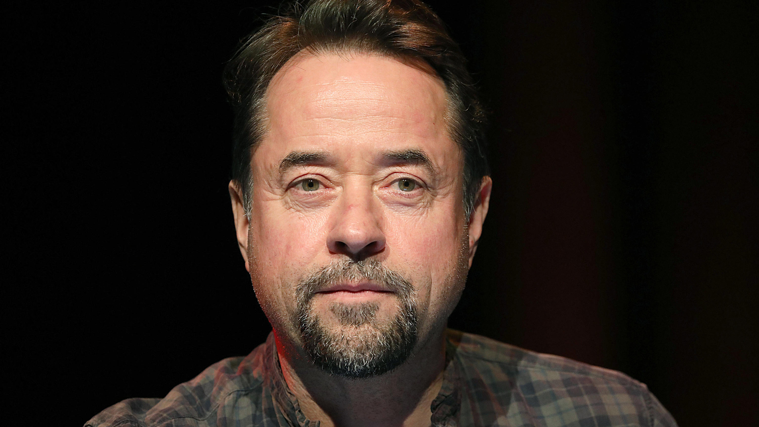 „Tatort“-Star Jan Josef Liefers überrascht mit XXL-Lippen Jan-Josef Liefers auf Instagram