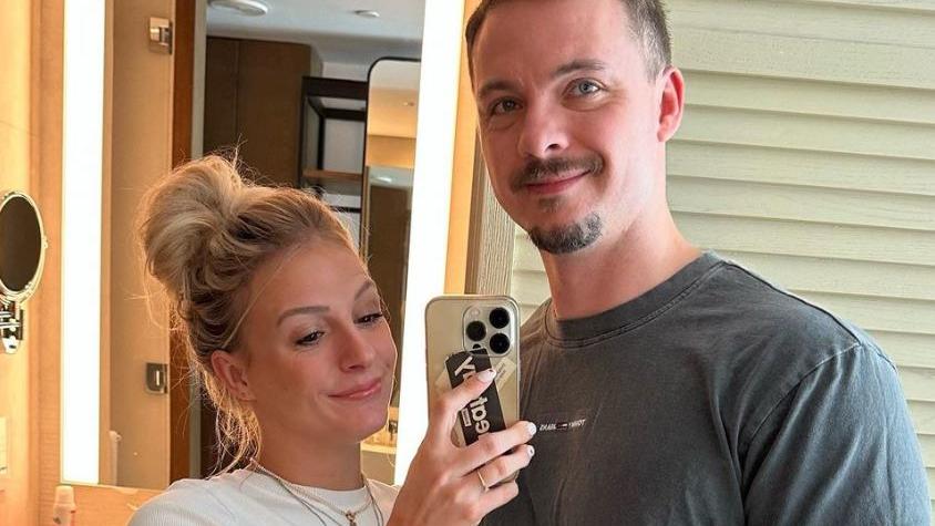 FitnessOskar und seine Mandy überwältigt: „In 24 Tagen können wir erfahren, ob wir schwanger sind“ Mandy Brobeck (alias Healthy_Mandy) und Oskar Ogorkiewicz (alias FitnessOskar) blicken positiv in die Zukunft.