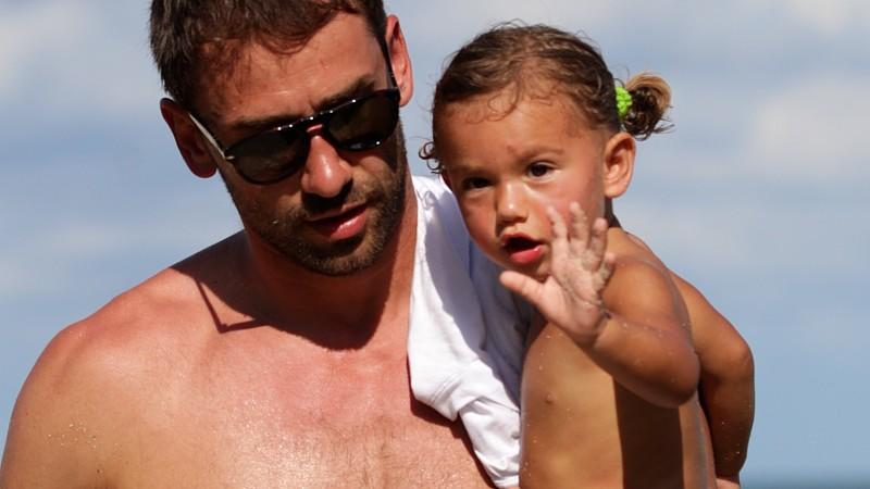 Engel im Babyglück: Adriana Lima ist Mutter geworden Marko Jaric und Töchterchen Valentina