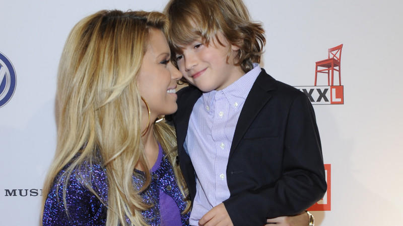 Sylvie van der Vaart: "Die letzten Wochen waren hektisch" Damian ist für Sylvie das Wichtigste