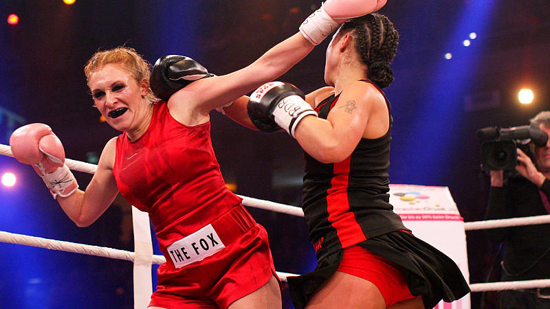 Georgina vs. Jazzy: Nach dem Promi-Boxen ging es weiter Georgina vs. Jazzy: Nach dem Promi-Boxen ging es weiter