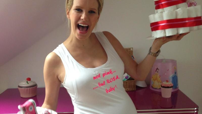 Monica Ivancan ist Mama geworden Das Model freut sich über sein erstes Kind