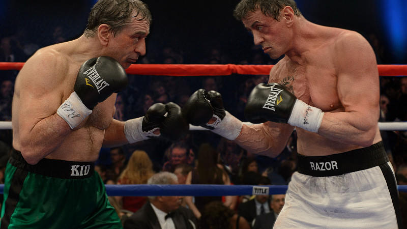 Filmkritik 'Zwei vom alten Schlag' - Kinostart: 09.01.2014 Robert De Niro und Sylvester Stallone in 'Zwei vom alten Schlag'.