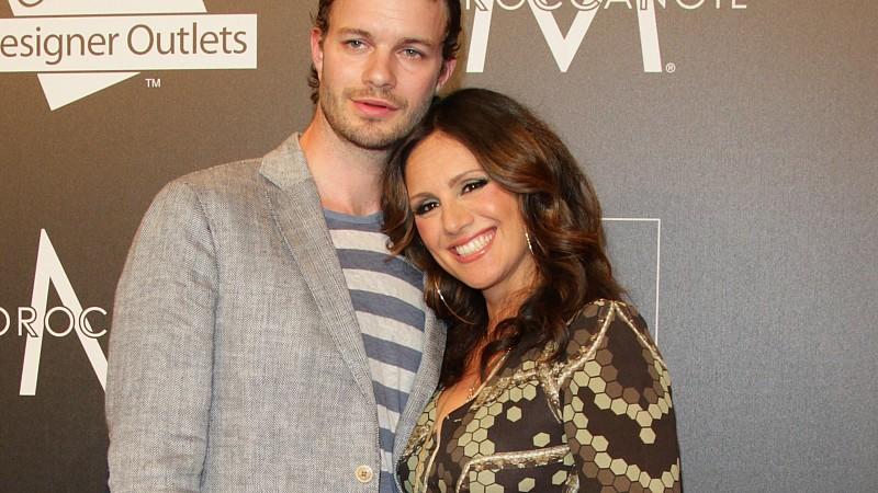 Nazan Eckes und Julian Khol: So bereiten sie sich auf ihr gemeinsames Baby vor Nazan Eckes und ihr Ehemann Julian Khol sind im Babyglück