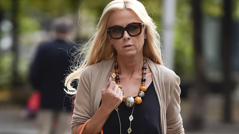 Umzug von Jenny Elvers & Steffen von der Beeck: Alex Jolig kämpft um das Wohl von Sohn Paul Umzug von Jenny Elvers & Steffen von der Beeck: Alex Jolig kämpft um das Wohl von Sohn Paul