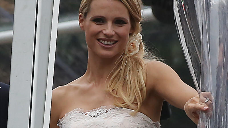 Powerfrau Michelle Hunziker: Selbst am Hochzeitstag hat sie gearbeitet Michelle Hunziker während ihrer Hochzeitsfeier