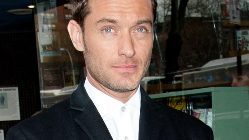 Jude Law wird erneut Vater: Seine Ex-Freundin Catherine Harding erwartet ein Kind von ihm Jude Law: Ex-Freundin erwartet sein fünftes Kind