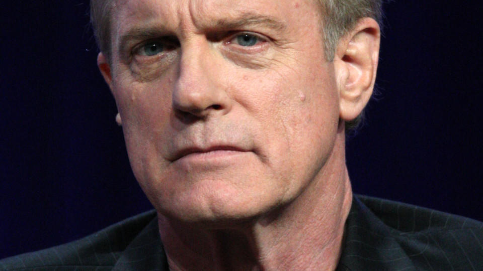 Stephen Collins gibt Missbrauch von Minderjährigen zu Stephen Collins gesteht Missbrauch an drei Minderjährigen.