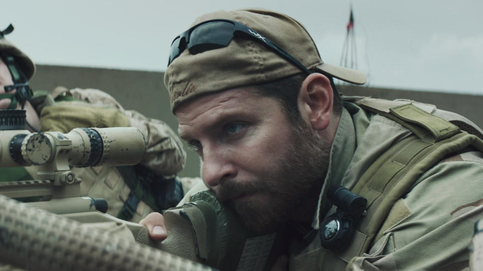 Clint Eastwoods Oscar-prämierter Film 'American Sniper' mit Bradley Cooper und Sienna Miller American Sniper