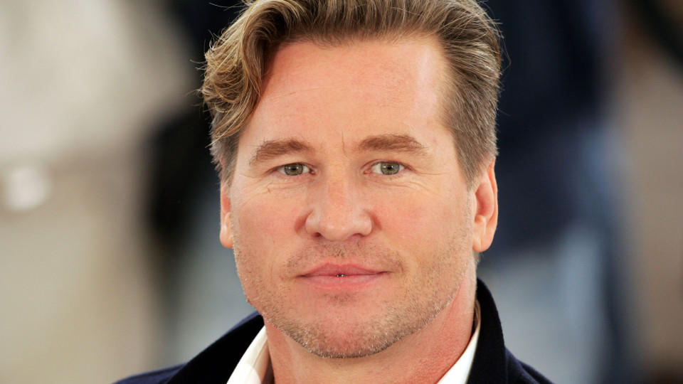 Val Kilmer als Sprecher in "Knight Rider 2008" Val Kilmer in der Fernsehserie "Knight Rider 2008"