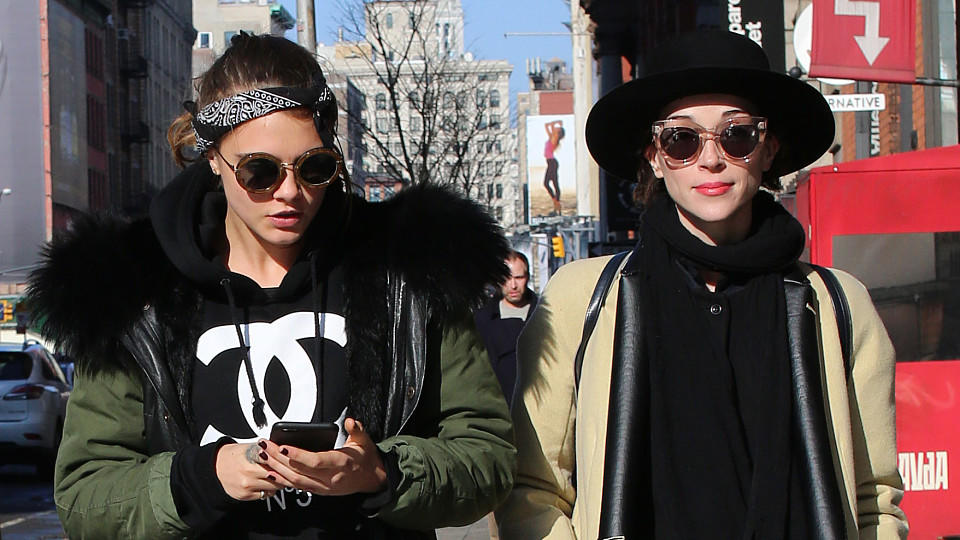 Ist Cara Delevingne wieder Single? Ist Cara Delevingne wieder Single?