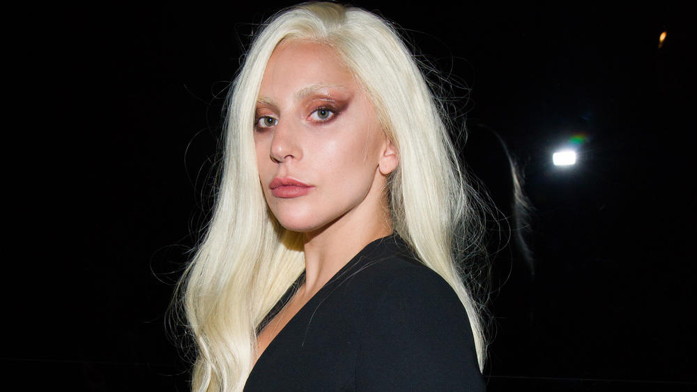 Lady Gaga: Ganz in Weiß tanzt sie zu Rammstein Lady Gaga: Ganz in Weiß tanzt sie zu Rammstein