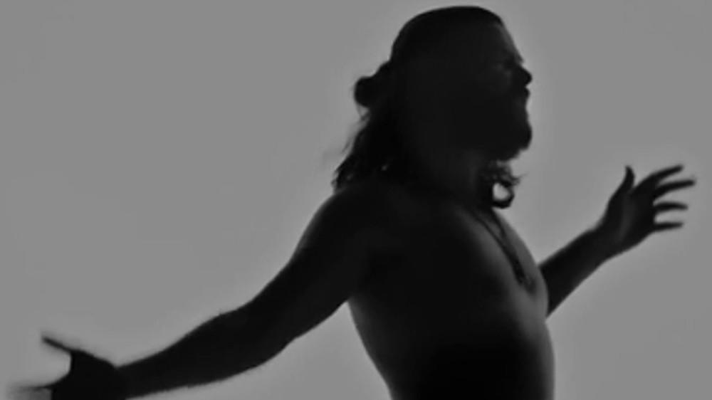 Neues Video: Rea Garvey zieht blank Neues Video: Rea Garvey zieht blank