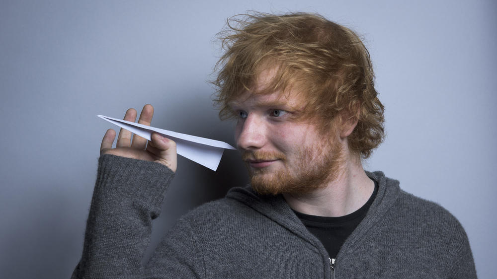 Frohes Fest: Ed Sheeran kauft Eltern Eine-Million-Euro-Wohnung Frohes Fest: Ed Sheeran kauft Eltern Eine-Million-Euro-Wohnung