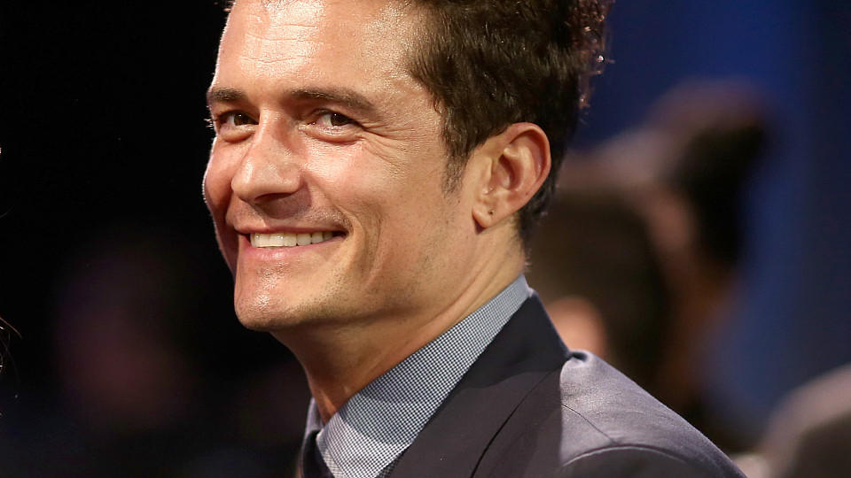 Orlando Bloom und Katy Perry sollen sich auf einer Grammy-Party geküsst haben Orlando Bloom und Katy Perry beim Knutschen erwischt.