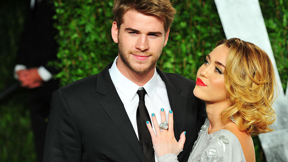 Miley Cyrus und Liam Hemsworth sollen heimlich geheiratet haben Haben Miley Cyrus und Liam Hemsworth heimlich geheiratet?