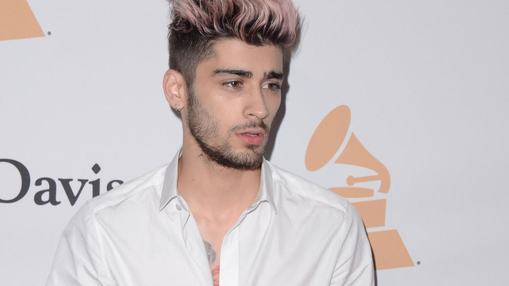 Zayn Malik stellt neuen Song "It's You" vor Zayn Malik stellt neuen Song "It's You" vor