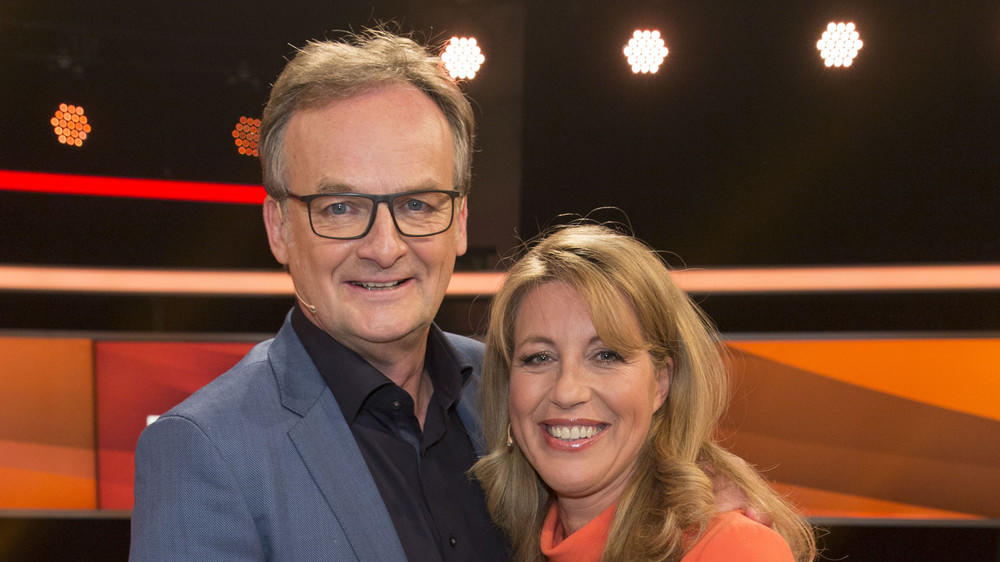 Frank Plasberg kann seine Frau Anne Gesthuysen mit Blumen nicht glücklich machen Spruch des Tages