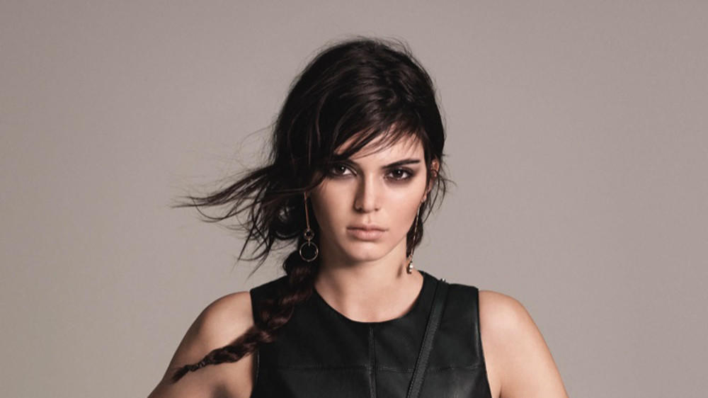 Kendall Jenner isst Pizza vor dem Catwalk-Auftritt Gewinner des Tages