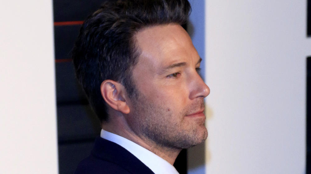 Warum Ben Affleck mit dem Paketboten wrestlen muss Warum Ben Affleck mit dem Paketboten wrestlen muss