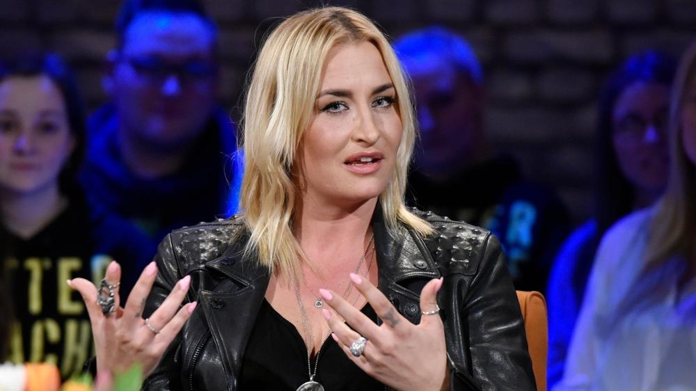 Sarah Connor: Abschied von Flüchtlingsfamilie geschah "unter Tränen" Sarah Connor: Trauriger Abschied von Flüchtlingsfamilie