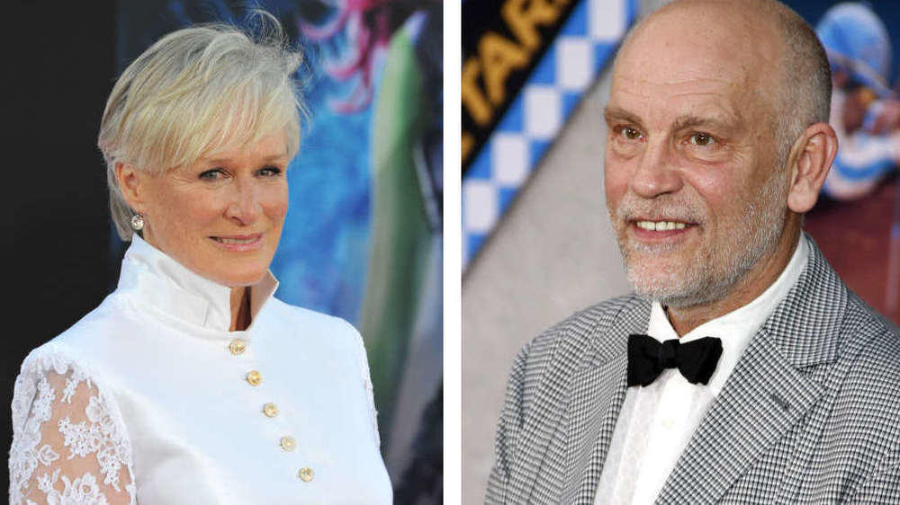 John Malkovich übernachtet nackt im Garten von Glenn Close John Malkovich übernachtet nackt im Garten von Glenn Close