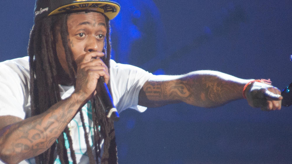 Zwei Notlandungen Wie Krank Ist Rapper Lil Wayne