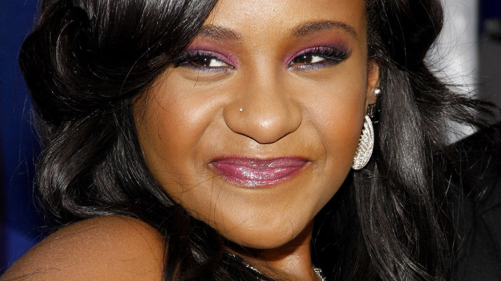 1. Todestag von Bobbi Kristina Brown: So tragisch endete ihr Leben 1. Todestag von Bobbi Kristina Brown: So tragisch endete ihr Leben